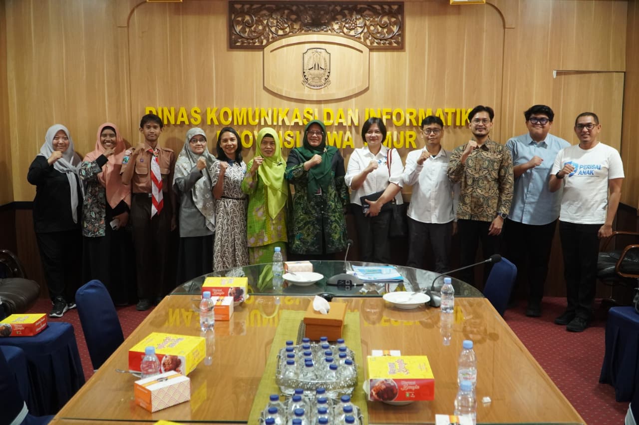 Wanita LDII Jawa Timur menghadiri diskusi yang digelar Diskominfo Jawa Timur