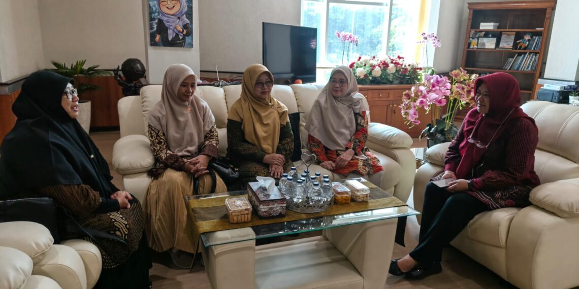 Wanita LDII Jatim Gandeng Diskominfo untuk Bekali Orang Tua Lindungi Anak di Ruang Digital
